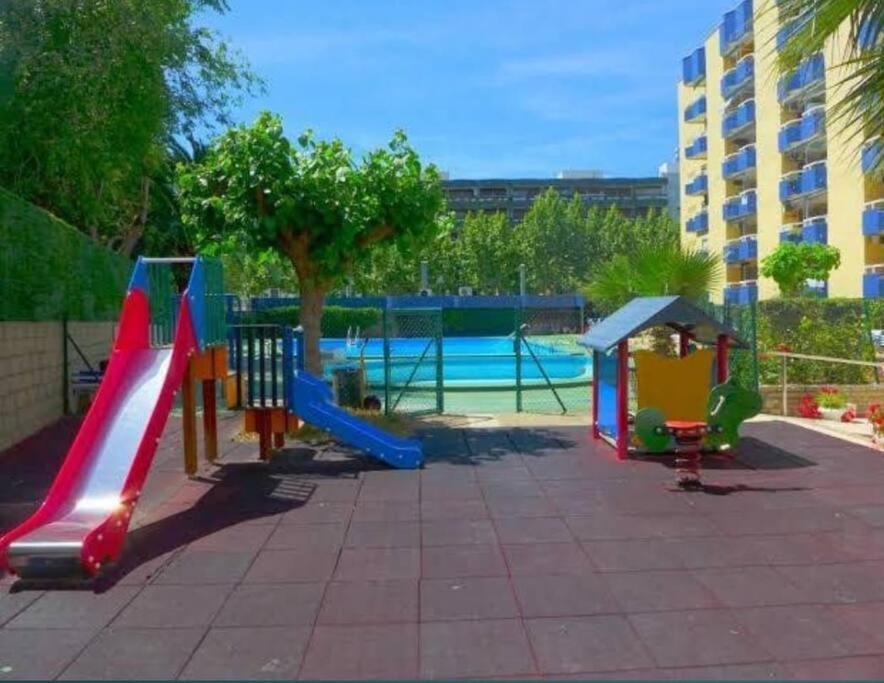 Appartament Alboran Lägenhet Salou Exteriör bild