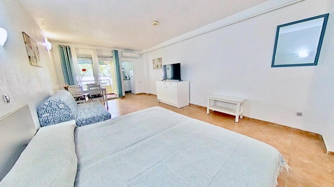 Appartament Alboran Lägenhet Salou Exteriör bild
